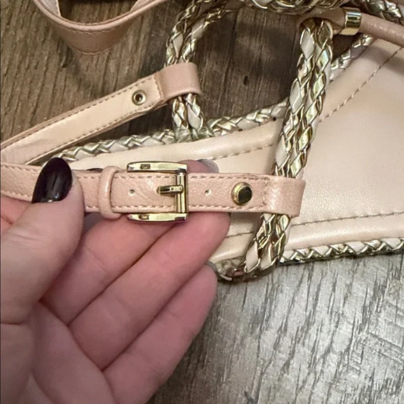 Aldo Blush Braided T-Strap Sandals with Gold Trim - Picture 5 of 7